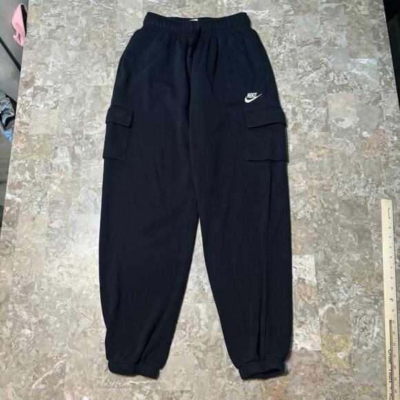 Nike Sweatpants Womens XS Black Club Fleece Cargo Jogger Gym Essentials DQ5196 - Picture 2 of 10